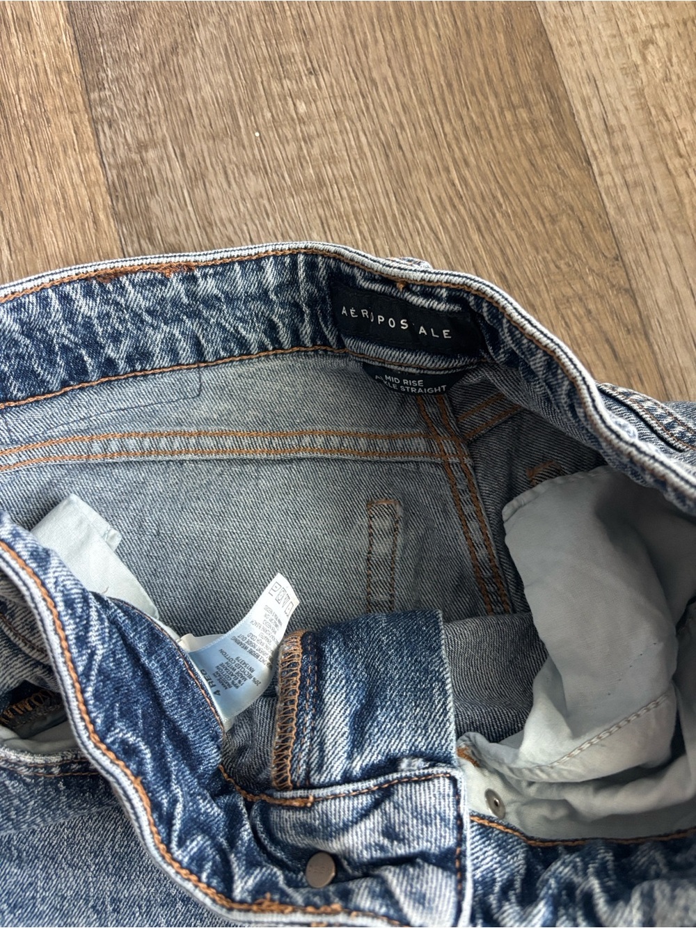 Aeropostale Mid Rise Straight Ankle Jean - Picture 3 of 4